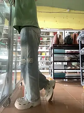 Rosa 998 online show from 5, 3, 2025