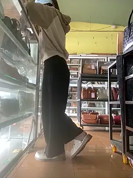 Rosa 998 online show from 8, 11, 2025