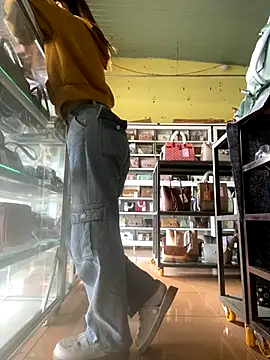 Rosa 998 online show from 4, 12, 2025