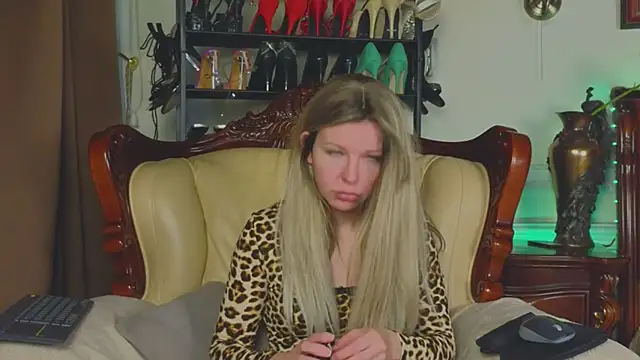 Real Tini online show from 29, 3, 2026