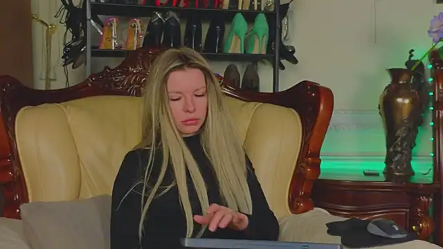 Real Tini online show from 30, 3, 2026