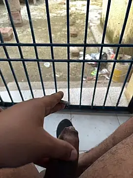 Snapshot of girls_lovers90 chatting on 12, 11, 2025 girls lovers90 online show from 12, 11, 2025