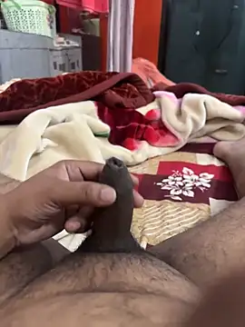 Snapshot of girls_lovers90 chatting on 23, 11, 2025 girls lovers90 online show from 23, 11, 2025