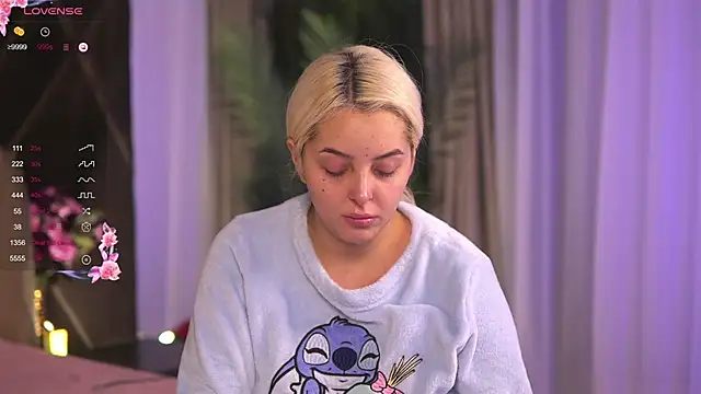 VictoriaMorrone online show from 27, 2, 2025