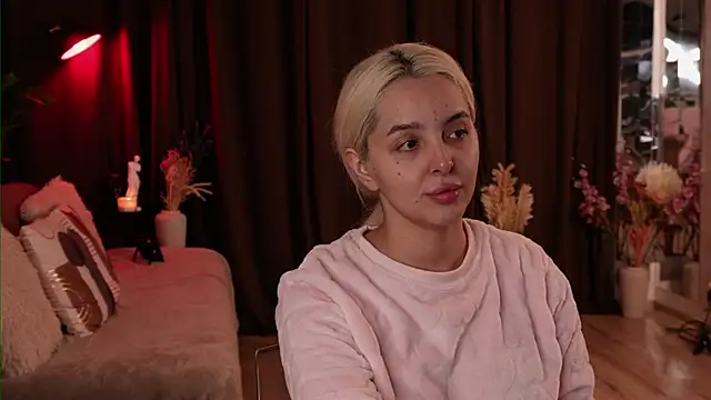 VictoriaMorrone online show from 7, 10, 2025