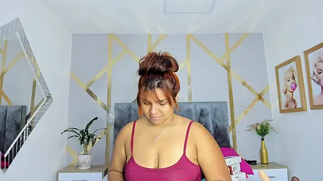angelina castroo online show from 28, 1, 2025