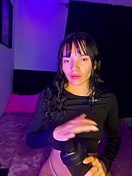 Snapshot of _shantal_smith chatting on 3, 5, 2026 shantal smith online show from 3, 5, 2026
