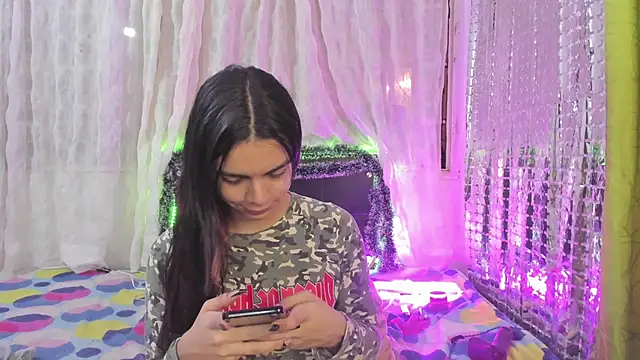 Megan Miles02 online show from 20, 12, 2024