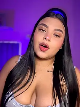 Emily cooper20 online show from 31, 3, 2026