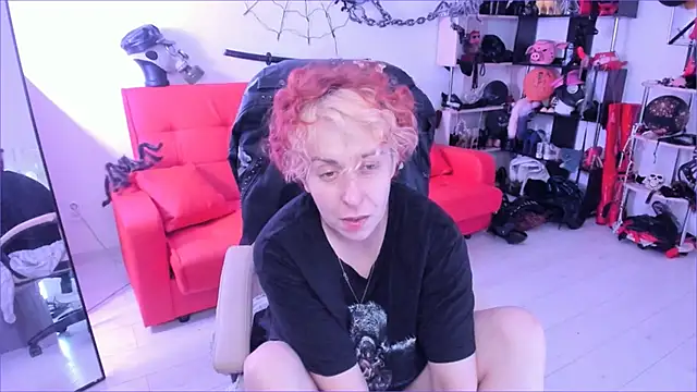 GinaMiracle online show from 10, 11, 2025