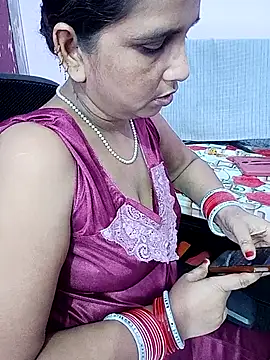 Snapshot of reemacouple007 chatting on 14, 7, 2026 reemacouple007 online show from 14, 7, 2026