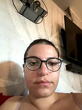 Snapshot of Coupleorny chatting on 4, 11, 2025 Coupleorny online show from 4, 11, 2025