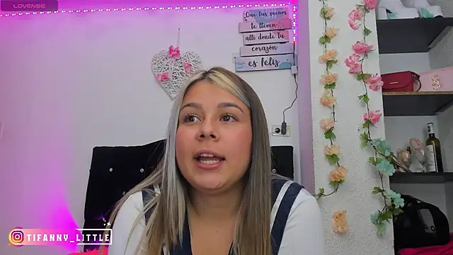 little tifanny82 online show from 17, 12, 2024