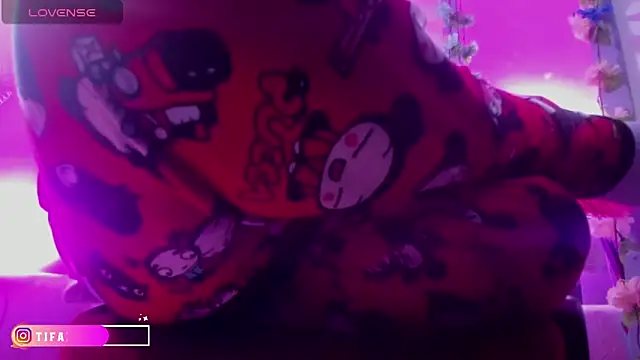 little tifanny82 online show from 18, 9, 2025