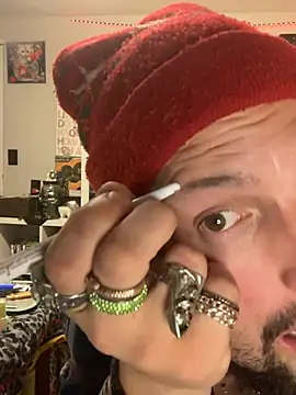 Snapshot of BobbyQ29 chatting on 27, 11, 2025 BobbyQ29 online show from 27, 11, 2025