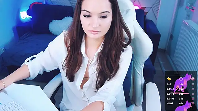 AmbraEnms online show from 12, 3, 2026