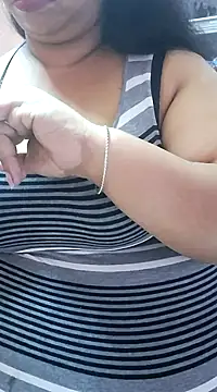 Snapshot of Ravina_patil1 chatting on 11, 1, 2025 Ravina patil1 online show from 11, 1, 2025