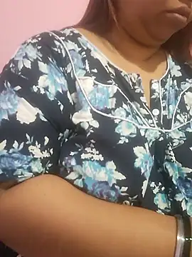 Snapshot of Ravina_patil1 chatting on 9, 7, 2026 Ravina patil1 online show from 9, 7, 2026