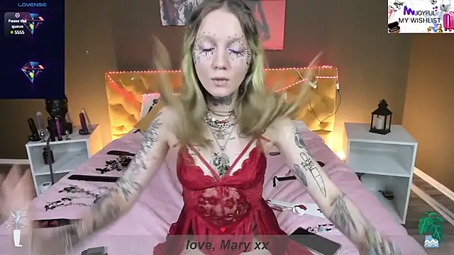 Mary Xextra online show from 23, 1, 2025