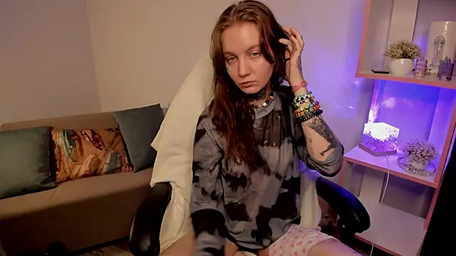 Mary Xextra online show from 24, 9, 2025