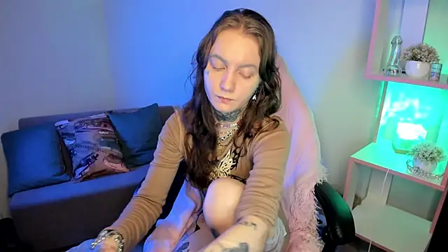 Mary Xextra online show from 27, 9, 2025