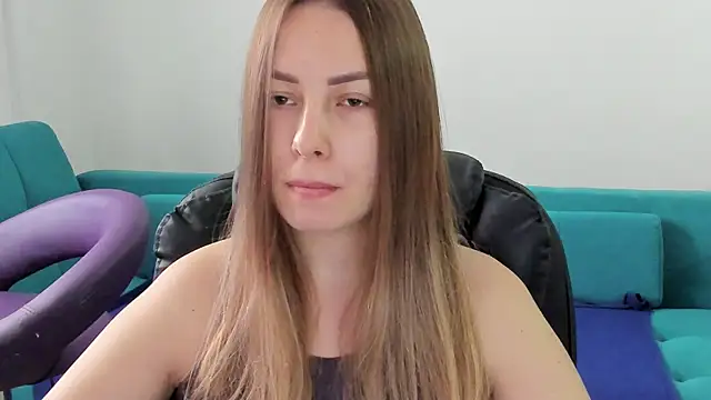 Mia shy1 online show from 17, 1, 2026