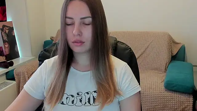 Mia shy1 online show from 4, 2, 2026