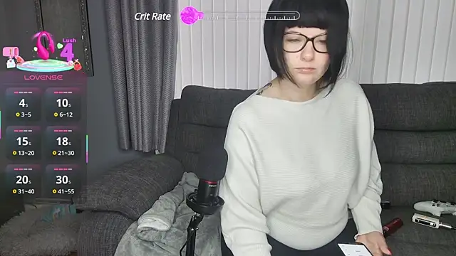 Snapshot of SquirtingIrishShannon chatting on 13, 3, 2025 SquirtingIrishShannon online show from 13, 3, 2025