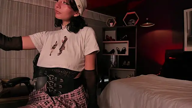 Moony 14 online show from 31, 3, 2026