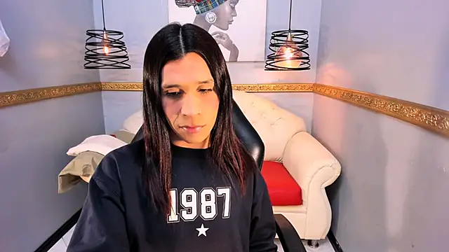 SaraSofia44 online show from 5, 12, 2025