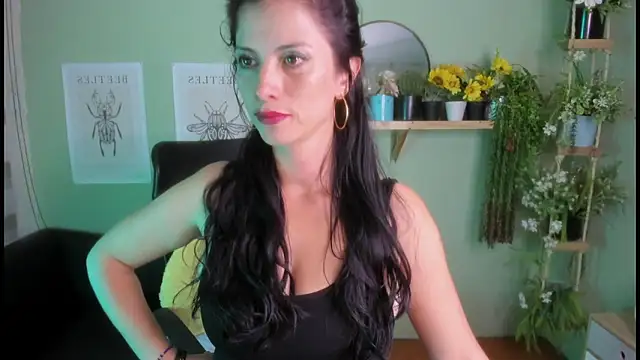 Aliiz 01 online show from 14, 12, 2024