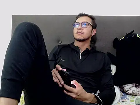 andy loverxx online show from 4, 2, 2026