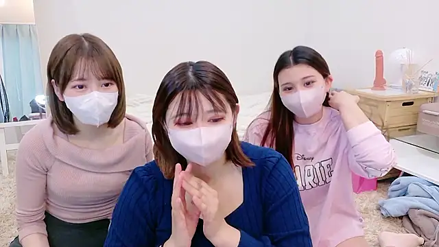 Megu Melon online show from 4, 4, 2026