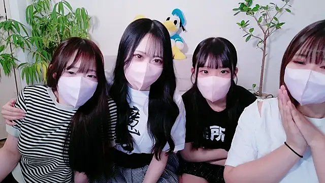 Megu Melon online show from 18, 4, 2026