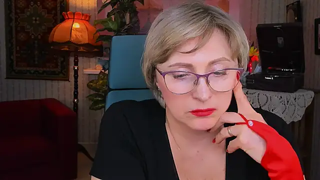 sugar vivien online show from 6, 3, 2025