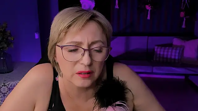 sugar vivien online show from 22, 3, 2025