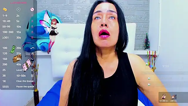 HorniestMilf online show from 17, 11, 2025