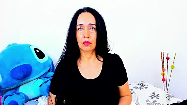 HorniestMilf online show from 1, 6, 2026