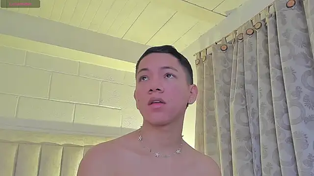 JulianRose 1 online show from 5, 2, 2025