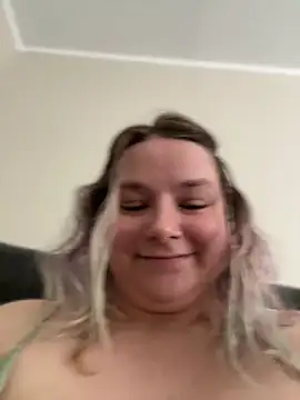 kitten0760 online show from 25, 5, 2026