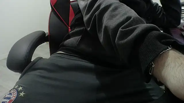 Snapshot of Dandi19 chatting on 14, 11, 2025 Dandi19 online show from 14, 11, 2025