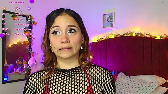 alisson zafiro  online show from 19, 4, 2026