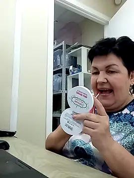 Snapshot of FantasyMichelle chatting on 18, 12, 2024 FantasyMichelle online show from 18, 12, 2024