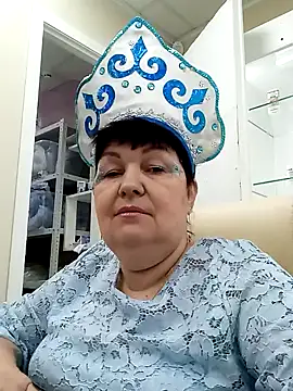 Snapshot of FantasyMichelle chatting on 31, 12, 2024 FantasyMichelle online show from 31, 12, 2024