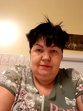 Snapshot of FantasyMichelle chatting on 2, 2, 2025 FantasyMichelle online show from 2, 2, 2025