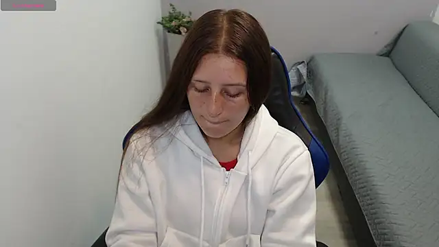 valerie diaz1 online show from 14, 1, 2026