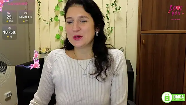 Alianna Solo Kisses online show from 2, 10, 2025