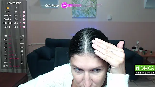 Alianna Solo Kisses online show from 7, 10, 2025