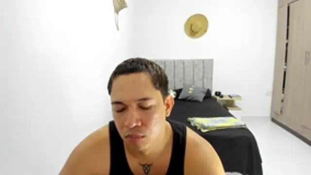 Snapshot of Valerioe chatting on 8, 7, 2026 Valerioe online show from 8, 7, 2026