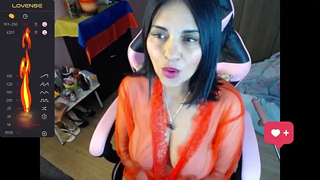 paolagomez  online show from 15, 10, 2025